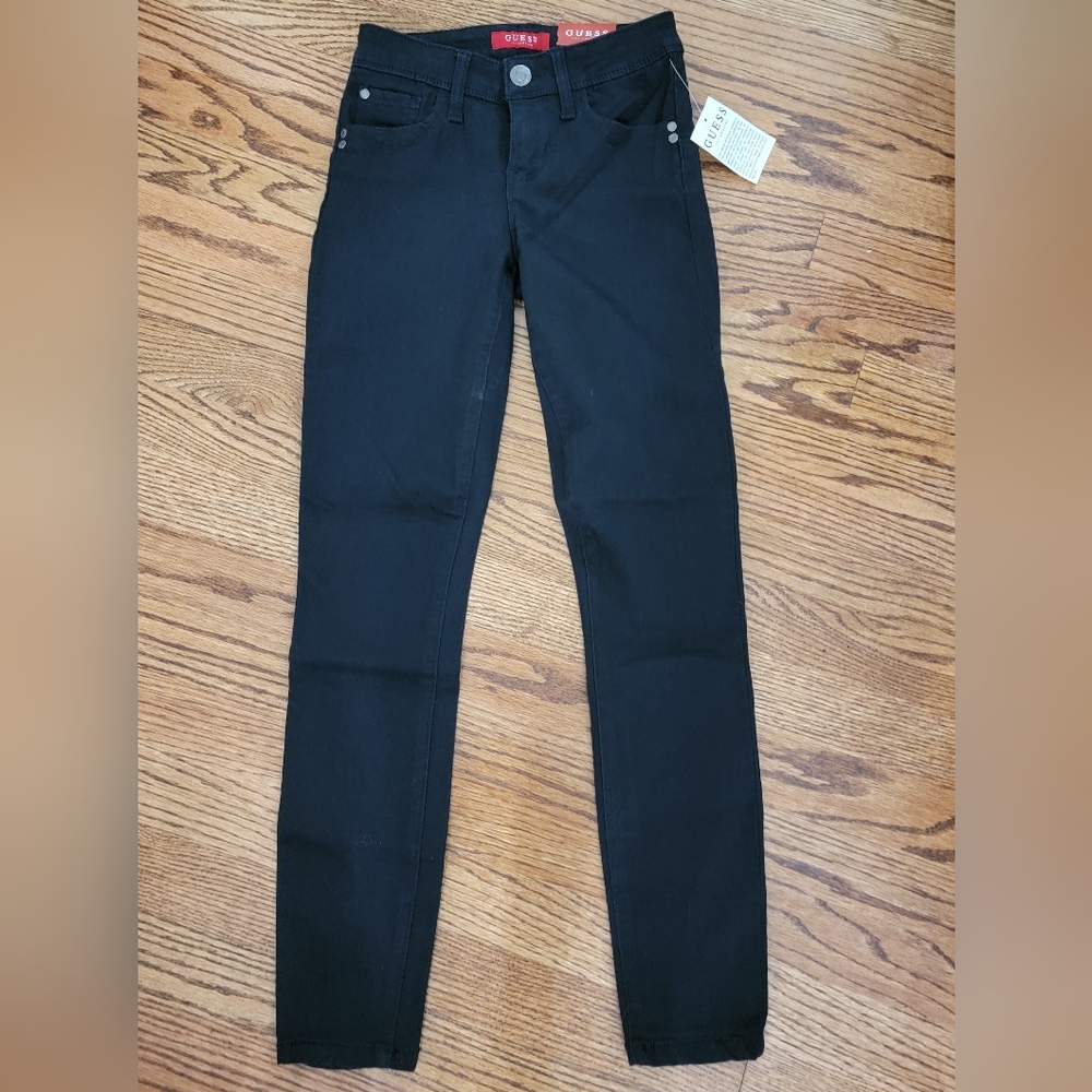 Guess black curvy midrise skinny jeans